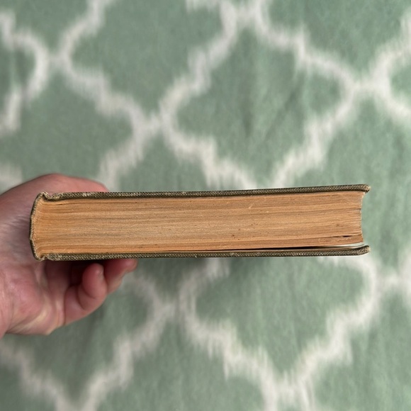 Vintage 1924 edition Model T Ford Car Book - Picture 7 of 8